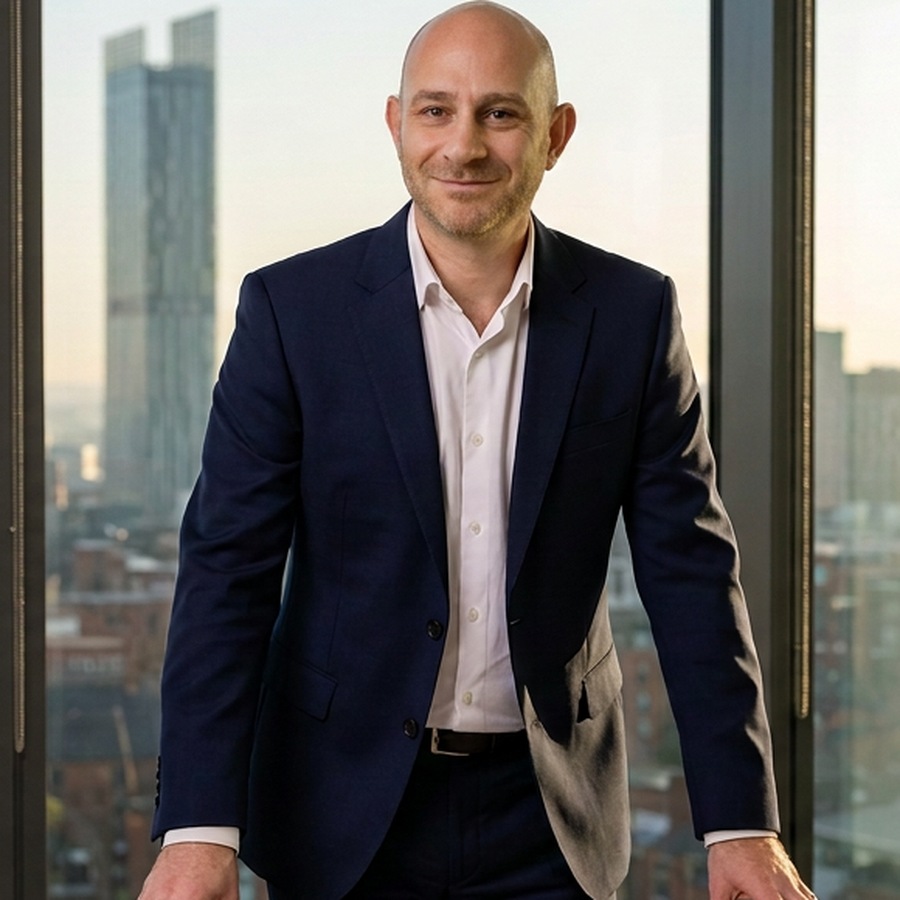Darren Leigh, founder of DGL Commercial Finance